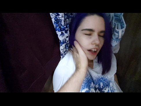 ❤️ Vond mijn zus in de kast en hielp haar klaarkomen ❤ Super sex at nl.josporn-com.ru ️❤